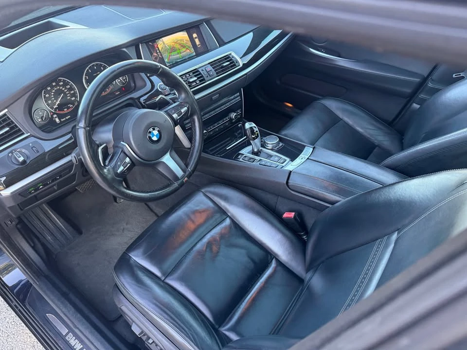 2017 BMW 5 Series - Image 11 of 15