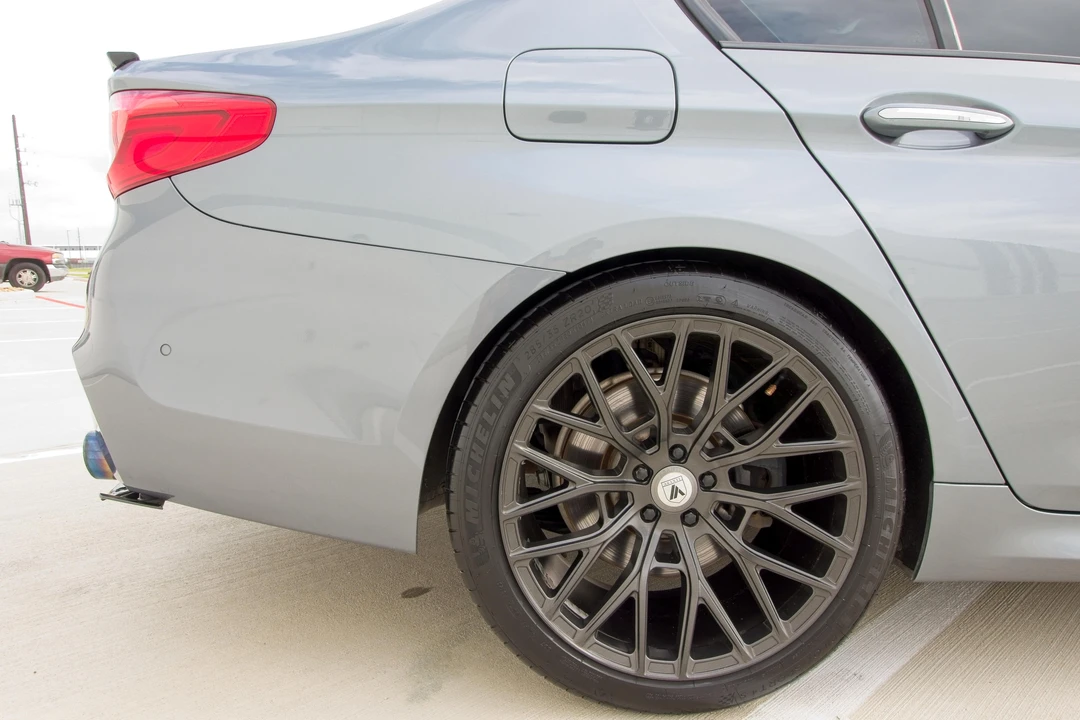 2017 BMW G30 5 Series Sedan - Image 27 of 31