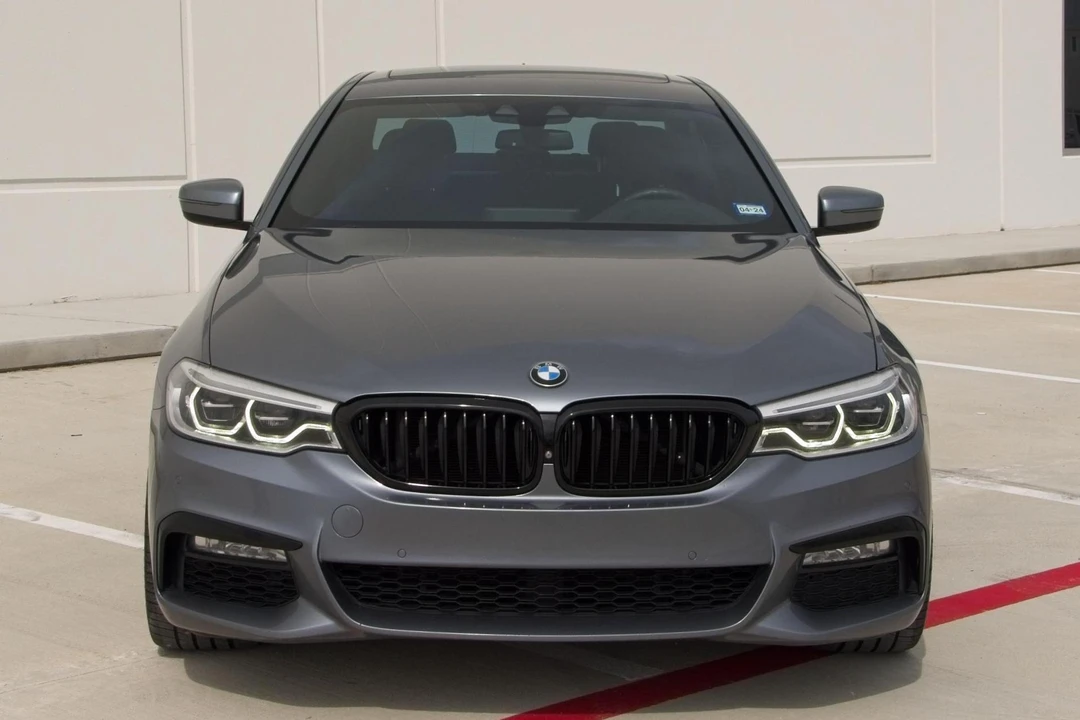 2017 BMW G30 5 Series Sedan - Image 2 of 31