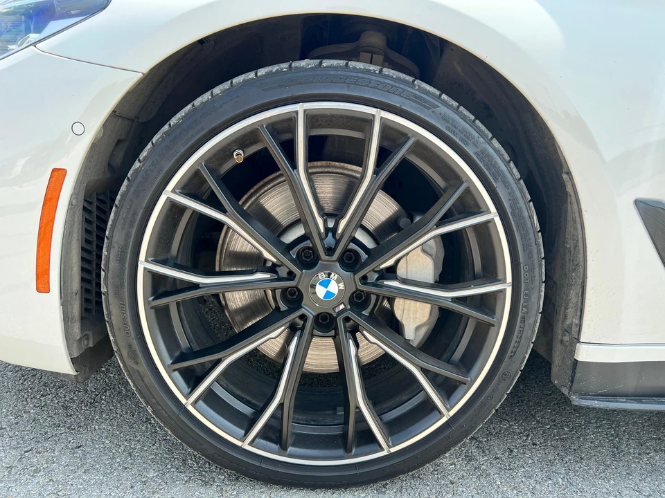 2017 BMW G30 5 Series Sedan - Image 11 of 31