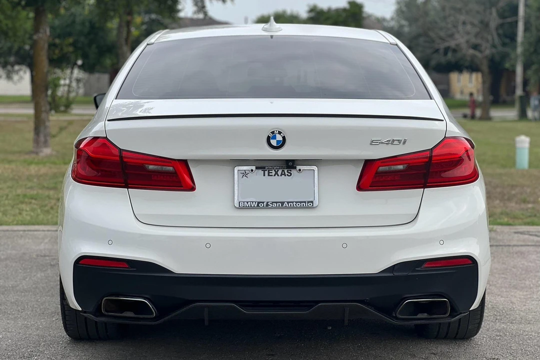 2017 BMW G30 5 Series Sedan - Image 5 of 31