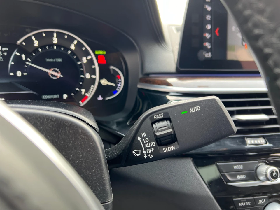 2017 BMW G30 5 Series Sedan - Image 26 of 31
