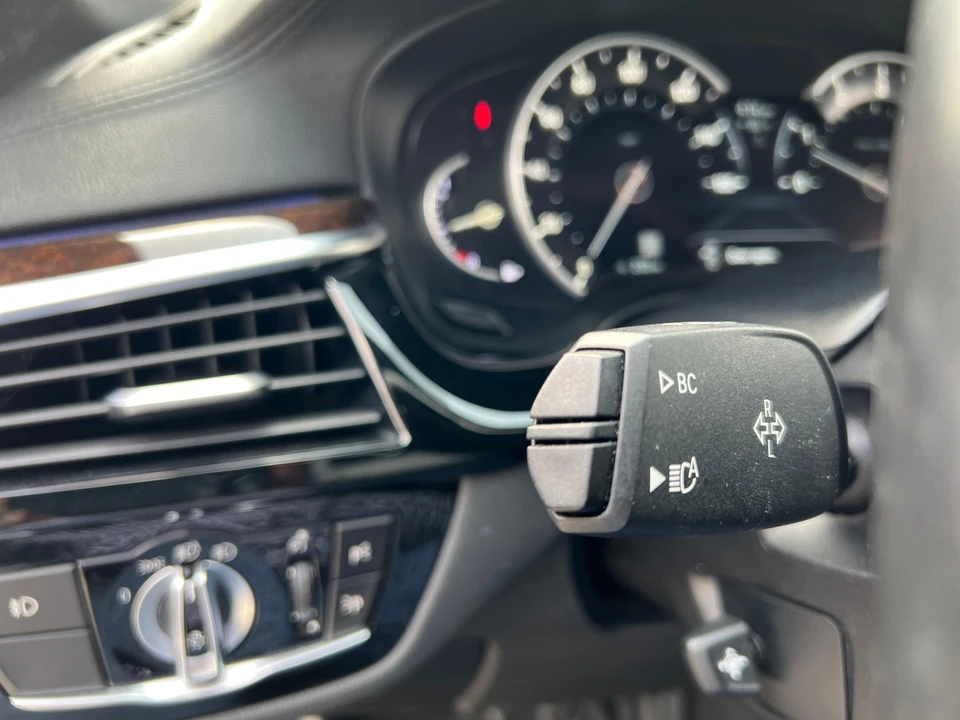 2017 BMW G30 5 Series Sedan - Image 25 of 31