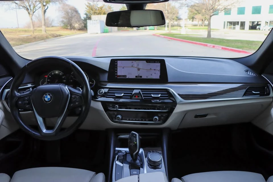 2017 BMW G30 5 Series Sedan - Image 11 of 19
