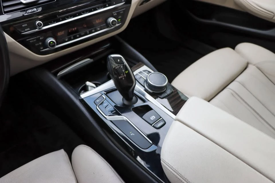 2017 BMW G30 5 Series Sedan - Image 17 of 19