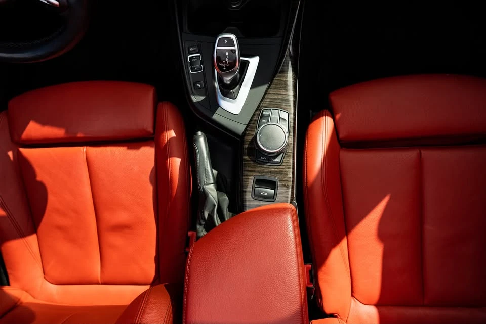 2017 BMW - Image 15 of 20