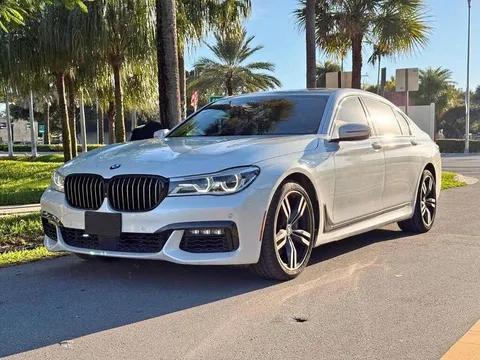2017 BMW 7 Series 750i RWD M Sport Package