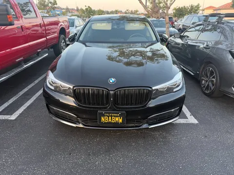 2017 BMW 740i