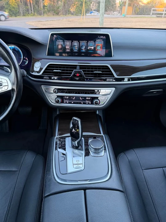 2017 BMW G11/G12 7 Series - Image 19 of 20
