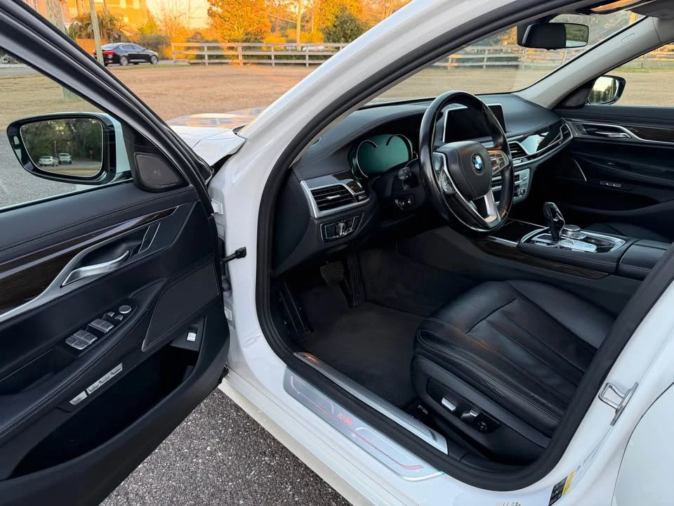2017 BMW G11/G12 7 Series - Image 11 of 20