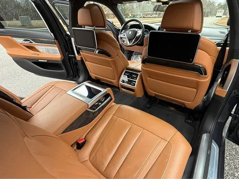 2017 BMW 7 Series 740e xDrive Sedan 4D