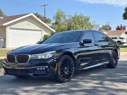 2017 BMW 7 Series 740e xDrive Sedan 4D