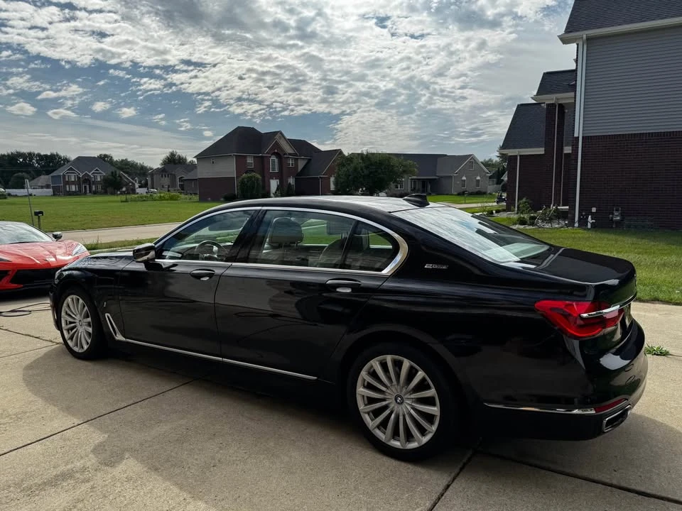 2017 BMW G11/G12 7 Series - Image 10 of 10