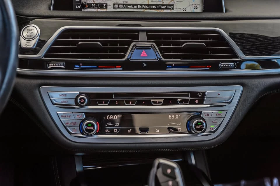 2017 BMW G11/G12 7 Series - Image 10 of 20