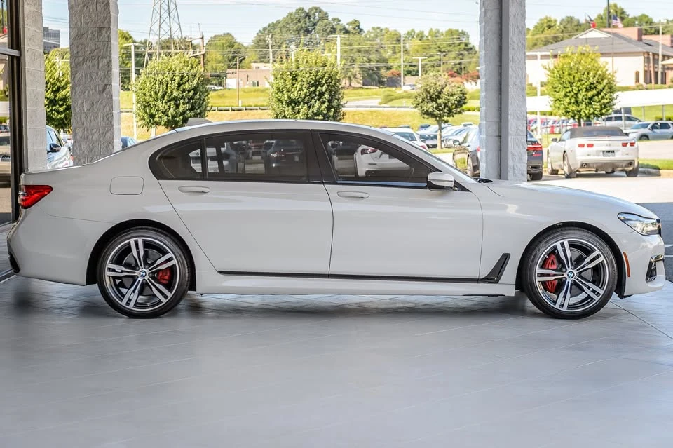 2017 BMW G11/G12 7 Series - Image 19 of 20