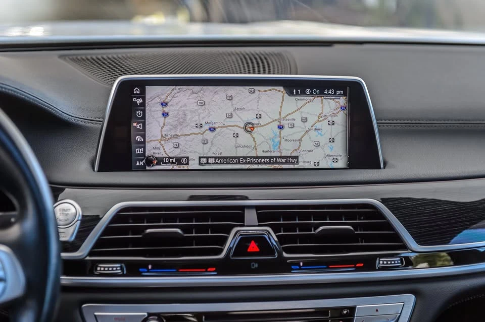 2017 BMW G11/G12 7 Series - Image 9 of 20