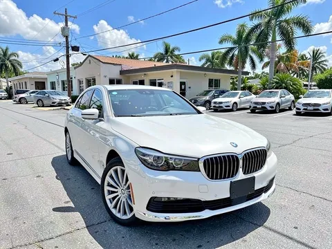 2017 BMW 740i