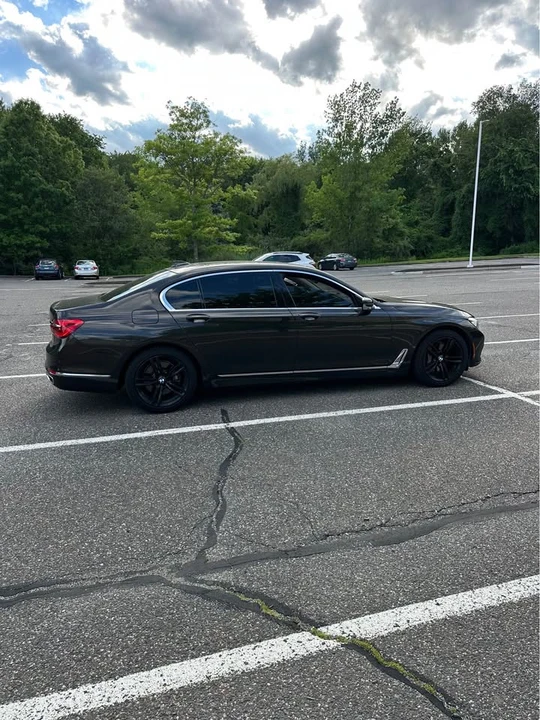 2017 BMW G11/G12 7 Series - Image 4 of 15