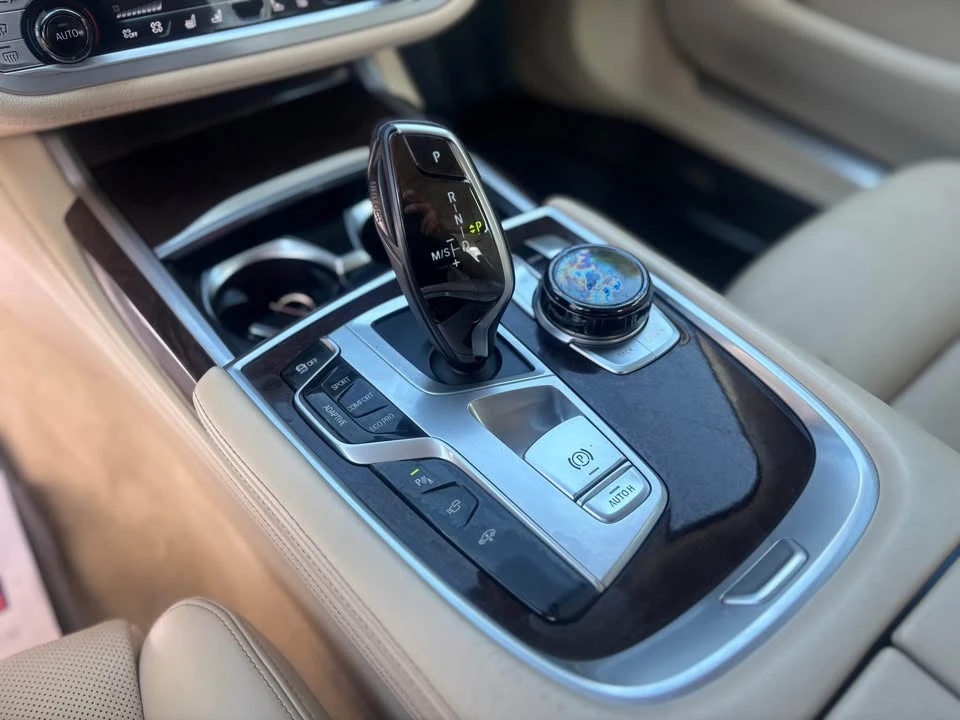2017 BMW G11/G12 7 Series - Image 11 of 17