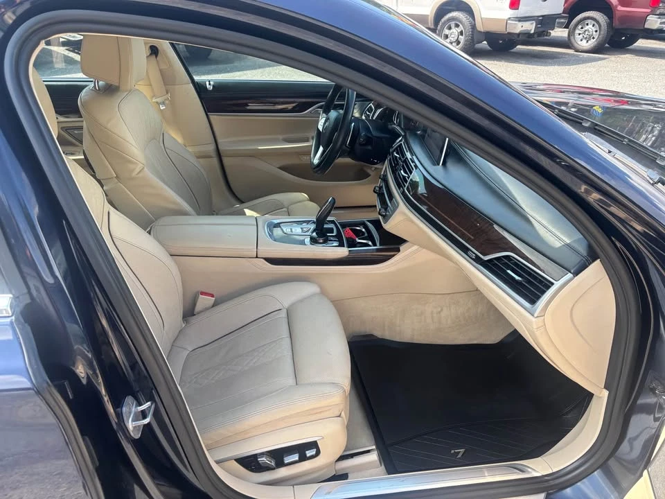 2017 BMW G11/G12 7 Series - Image 16 of 17