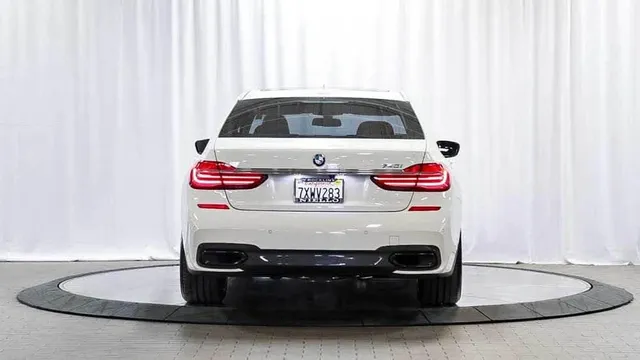 2017 BMW 7 Series 740i