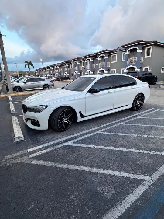 2017 BMW G11/G12 7 Series - Image 2 of 13