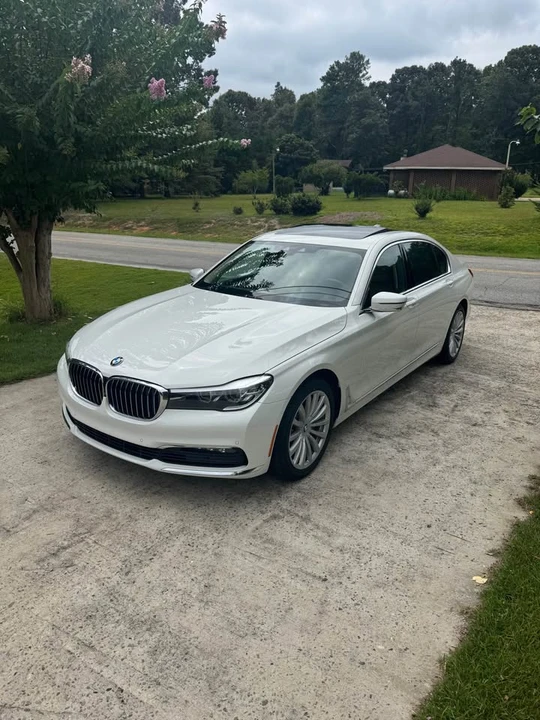 2017 BMW G11/G12 7 Series - Image 2 of 15