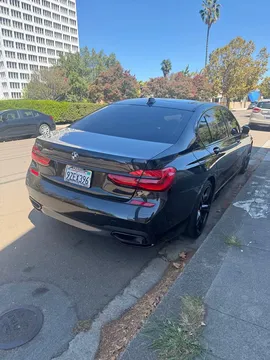 2017 BMW 740i Sedan 4D