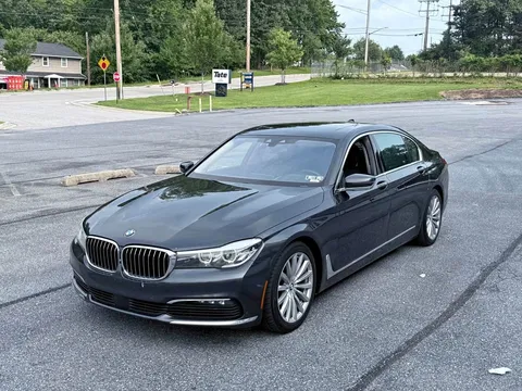 2017 BMW 7 Series 740iL Sedan 4D