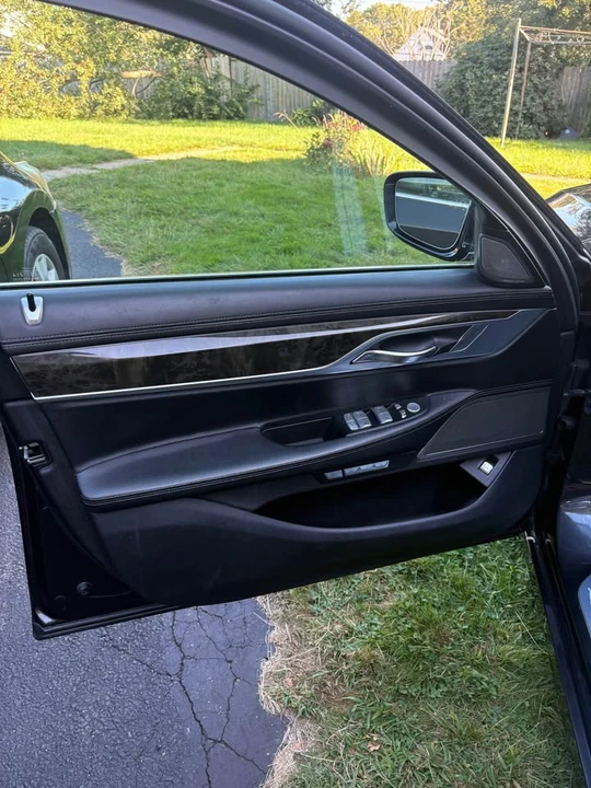2017 BMW G11/G12 7 Series - Image 11 of 20