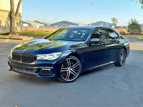 2017 BMW 7 Series 750i Sedan 4D