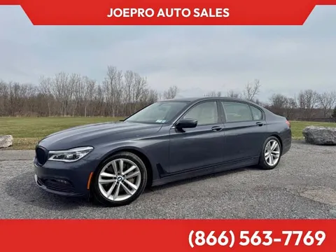 2017 BMW 7 Series 750i xDrive Sedan