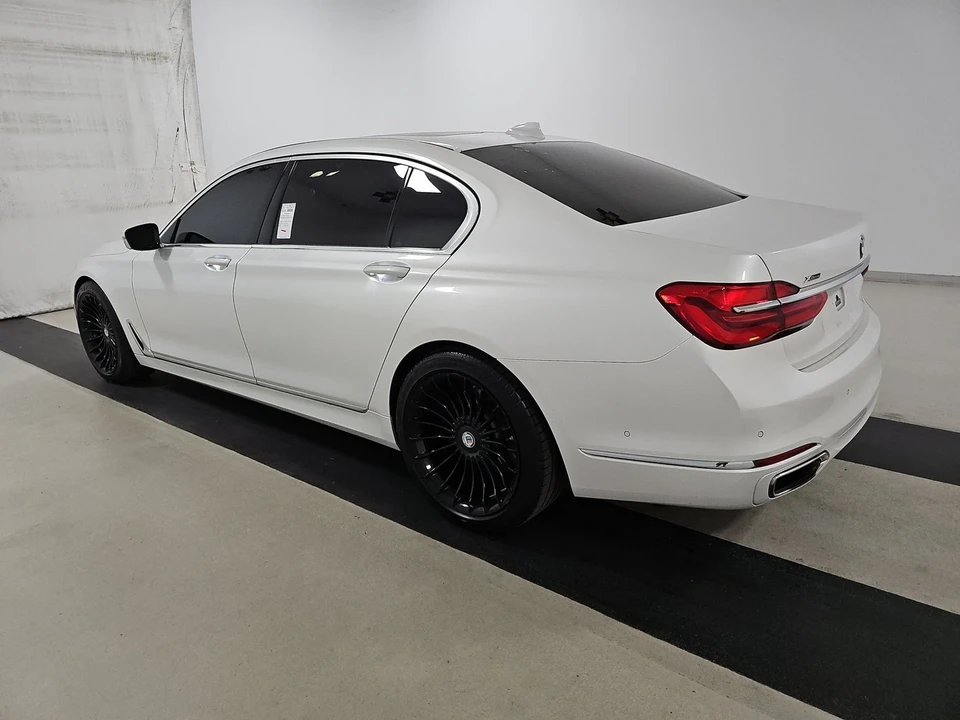 2017 BMW G11/G12 750i & M760i Sedan - Image 6 of 15
