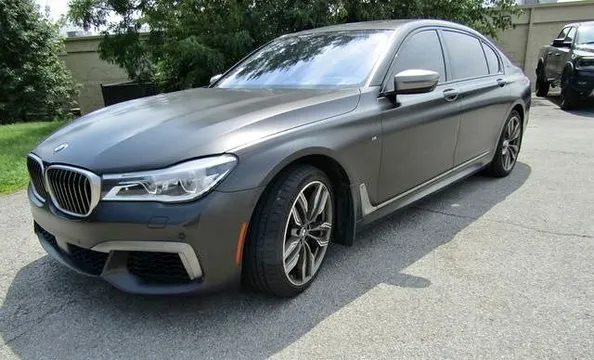 2017 BMW 7 Series M760i
