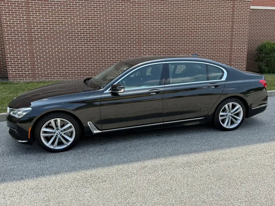 2017 BMW G11/G12 7 Series - Image 3 of 19