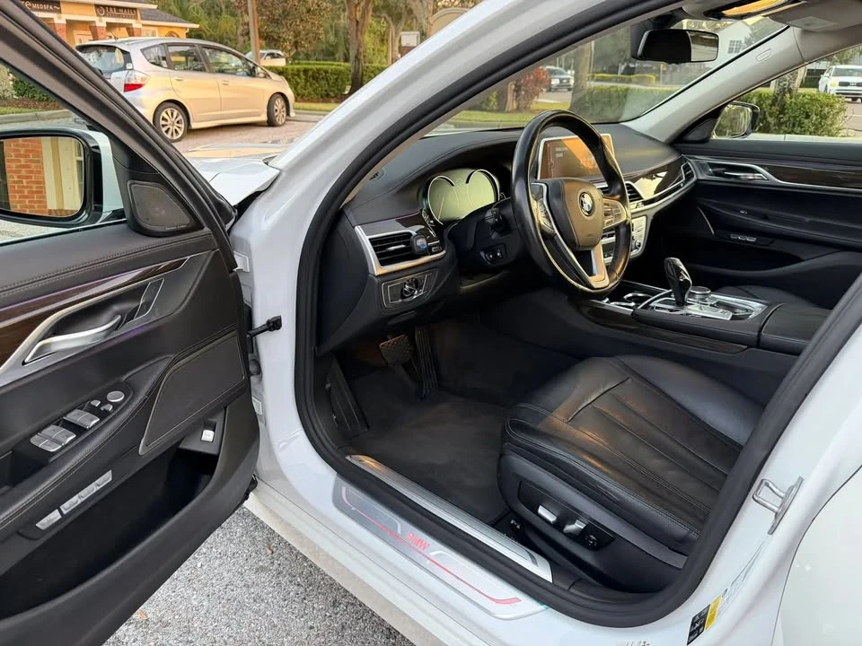 2017 BMW G11/G12 7 Series - Image 11 of 18