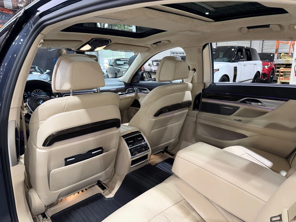 2017 BMW G11/G12 7 Series - Image 11 of 12