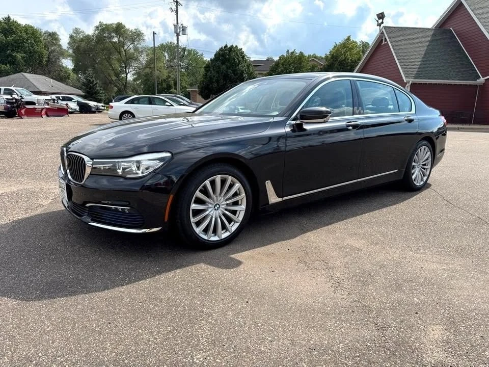 2017 BMW G11/G12 7 Series - Image 10 of 17