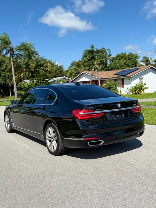 2017 BMW G11/G12 7 Series - Image 4 of 9