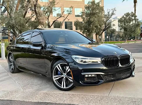 2017 BMW 7 Series 750i Sedan