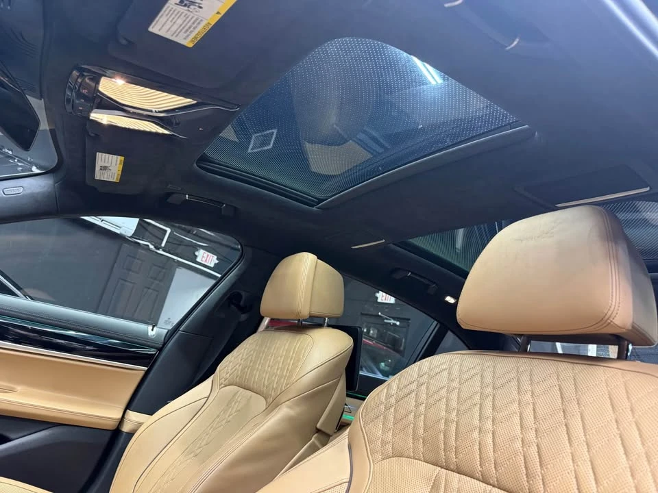 2017 BMW Alpina B7 - Image 17 of 19