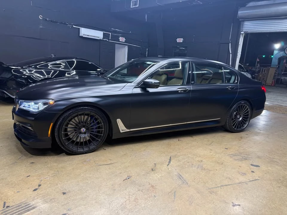 2017 BMW Alpina B7 - Image 10 of 19