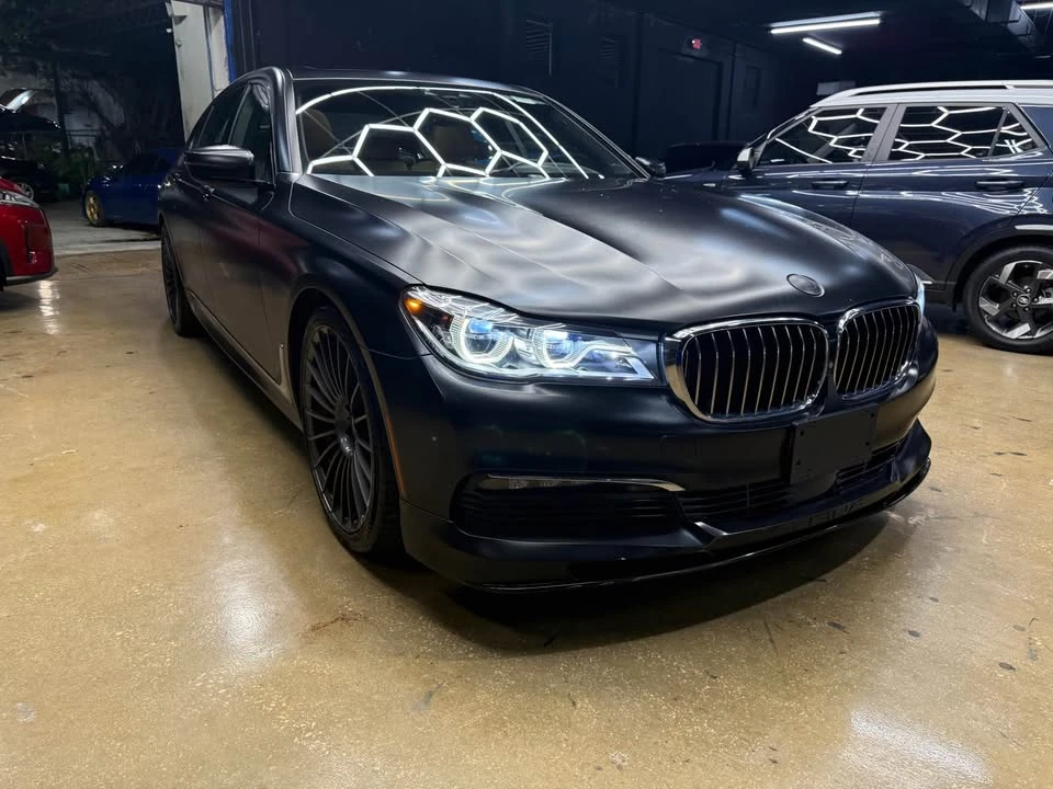 2017 BMW Alpina B7 - Image 3 of 19