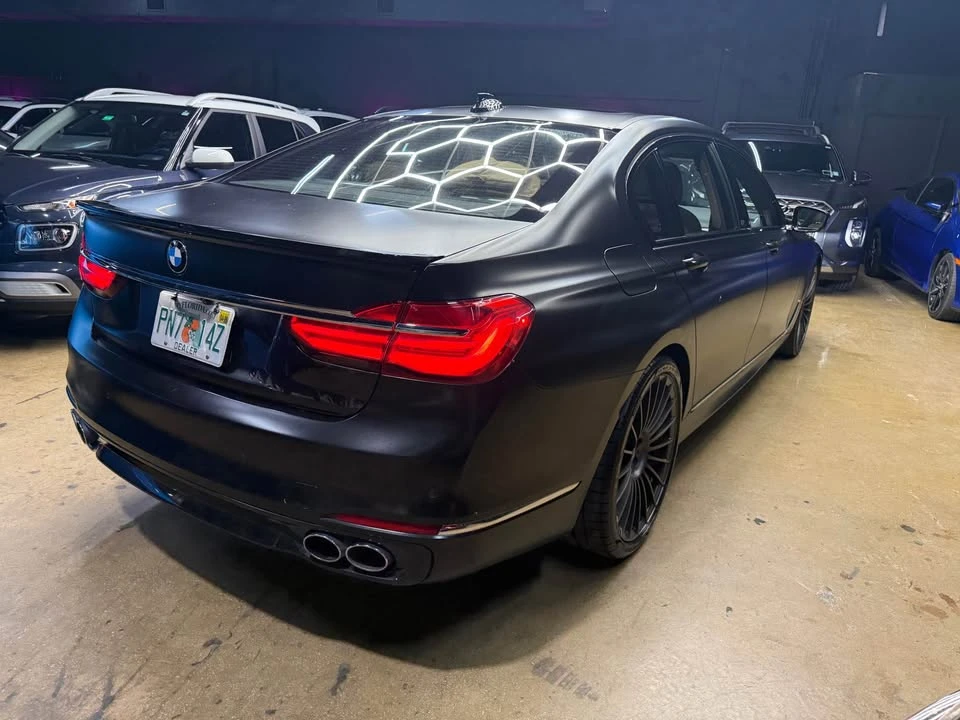 2017 BMW Alpina B7 - Image 7 of 19