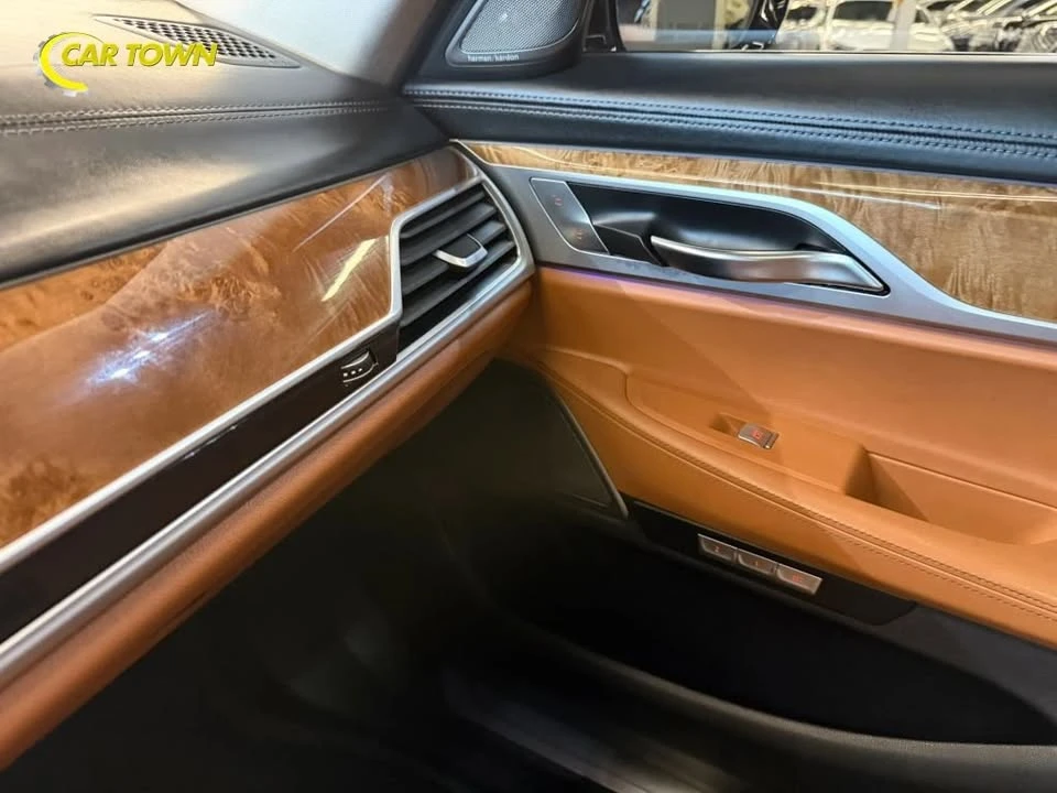 2017 BMW G11/G12 7 Series - Image 19 of 20