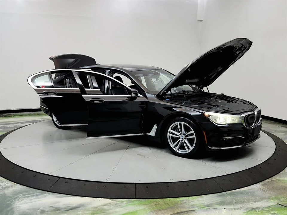 2017 BMW G11/G12 7 Series - Image 10 of 21