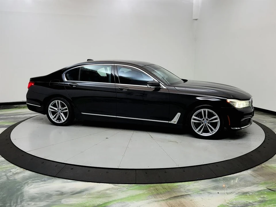 2017 BMW G11/G12 7 Series - Image 4 of 21