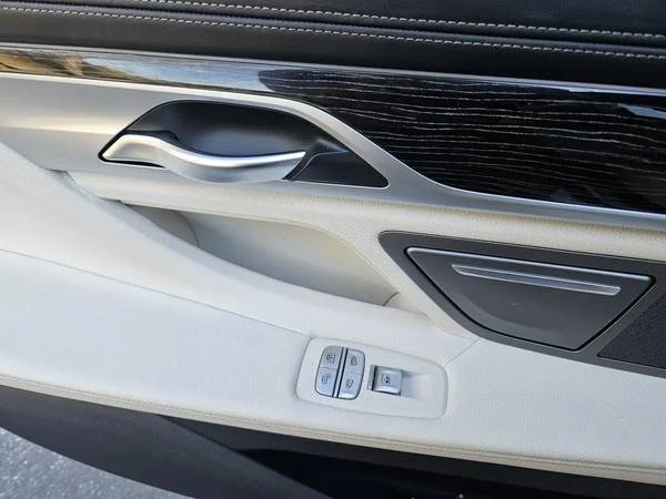 2017 BMW G11/G12 7 Series - Image 15 of 16