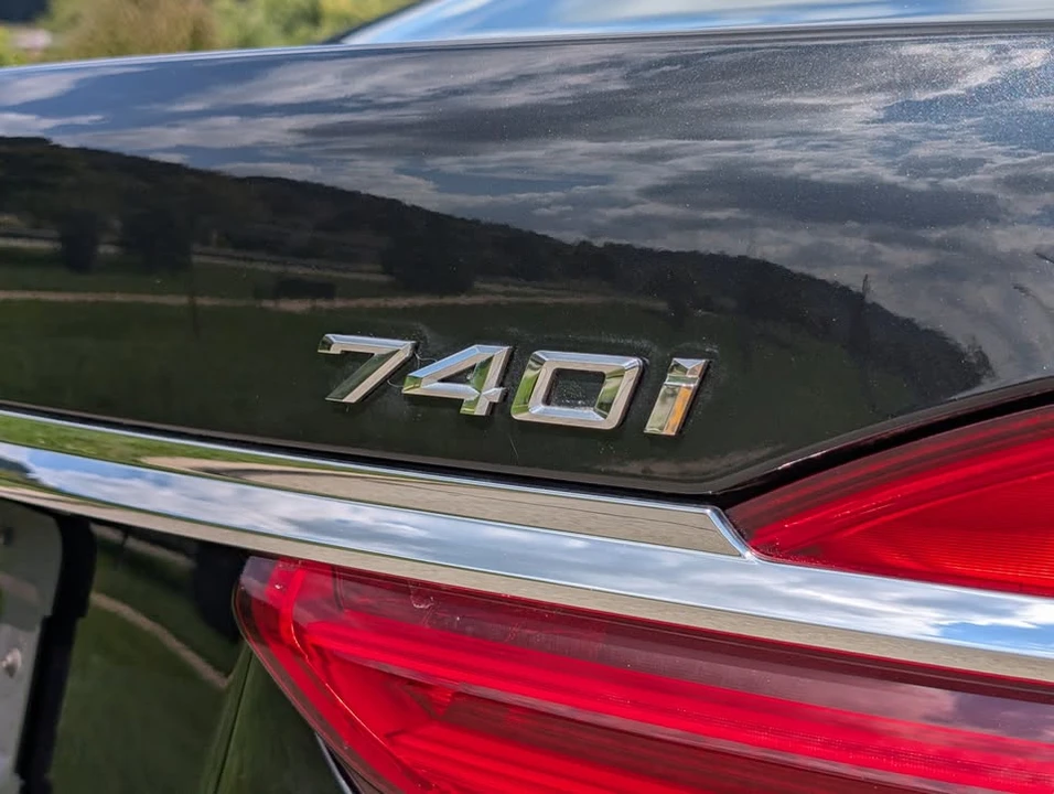 2017 BMW G11/G12 7 Series - Image 11 of 20