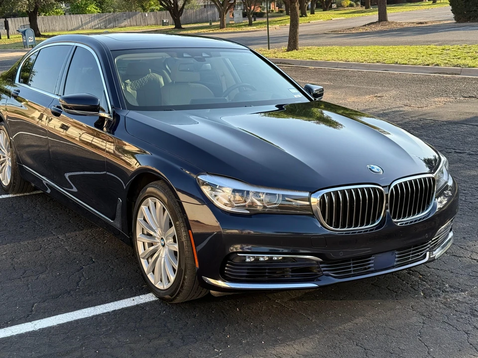 2017 BMW G11/G12 7 Series - Image 10 of 31